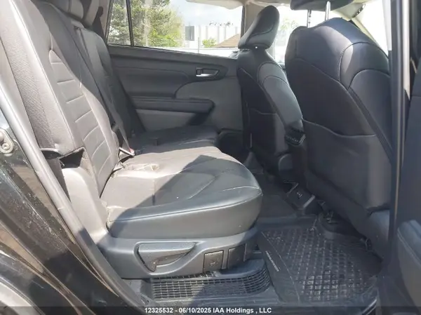 5TDKBRCH2RS628743 2024 TOYOTA HIGHLANDER - Image 8