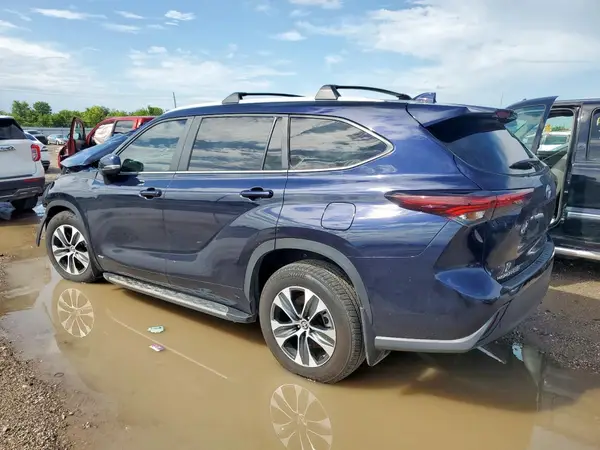 5TDKBRCH2SS656712 2025 TOYOTA HIGHLANDER - Image 2