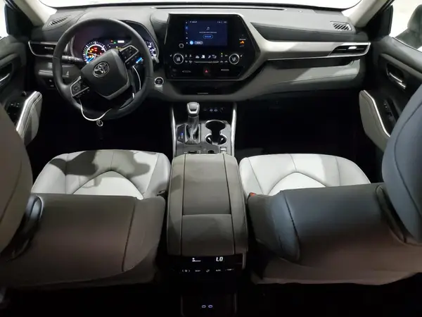5TDKBRCH2SS662784 2025 TOYOTA HIGHLANDER - Image 8