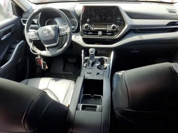 5TDKBRCH2SS687149 2025 TOYOTA HIGHLANDER - Image 8