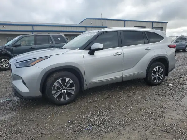 5TDKBRCH3PS111738 2023 TOYOTA HIGHLANDER - Image 1