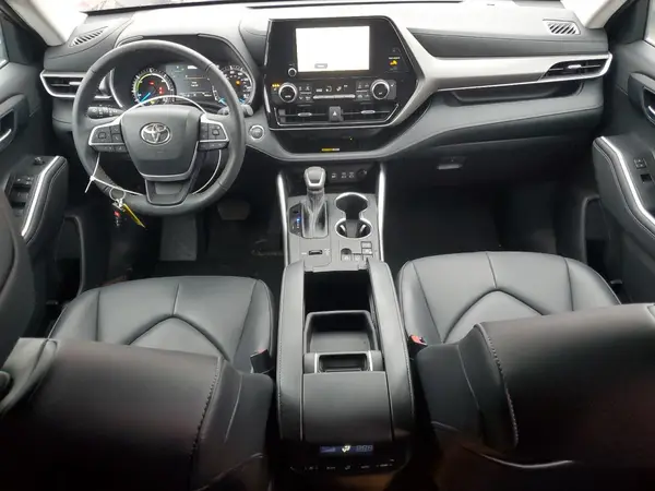 5TDKBRCH3PS124991 2023 TOYOTA HIGHLANDER - Image 8