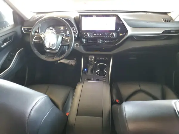 5TDKBRCH3PS588301 2023 TOYOTA HIGHLANDER - Image 8