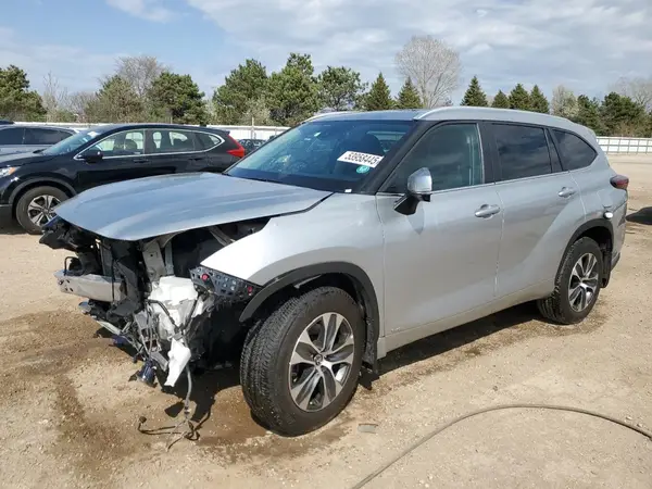 5TDKBRCH3RS636172 2024 TOYOTA HIGHLANDER - Image 1