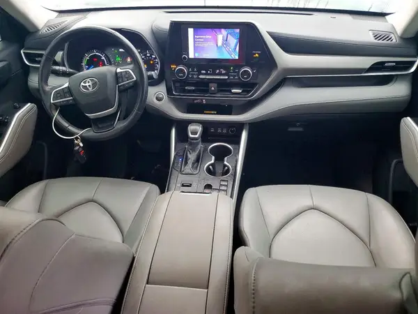 5TDKBRCH3RS637144 2024 TOYOTA HIGHLANDER - Image 8