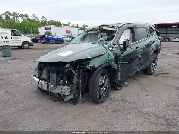 5TDKBRCH3SS649848 2025 TOYOTA HIGHLANDER - Image 2