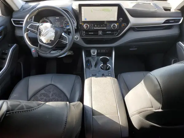 5TDKBRCH3SS663104 2025 TOYOTA HIGHLANDER - Image 8