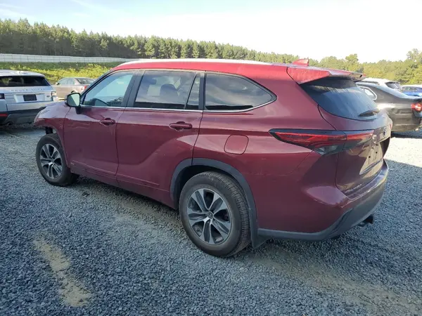5TDKBRCH4PS118746 2023 TOYOTA HIGHLANDER - Image 2
