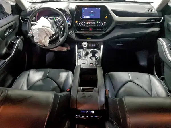 5TDKBRCH4PS126748 2023 TOYOTA HIGHLANDER - Image 8