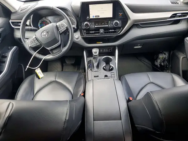 5TDKBRCH4PS135210 2023 TOYOTA HIGHLANDER - Image 8