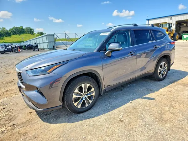 5TDKBRCH4PS577498 2023 TOYOTA HIGHLANDER - Image 1
