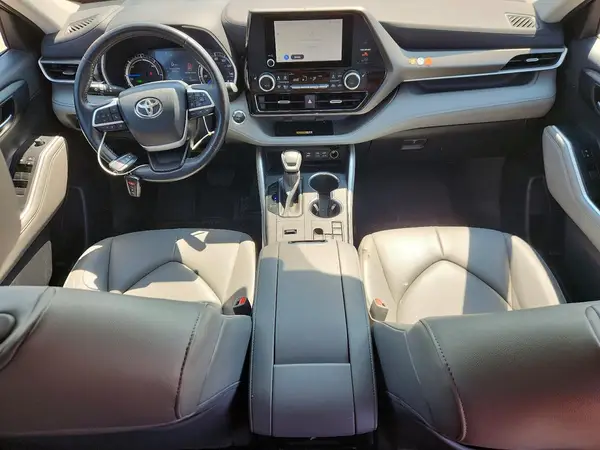 5TDKBRCH4PS577498 2023 TOYOTA HIGHLANDER - Image 8
