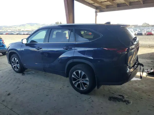 5TDKBRCH4RS618327 2024 TOYOTA HIGHLANDER - Image 2