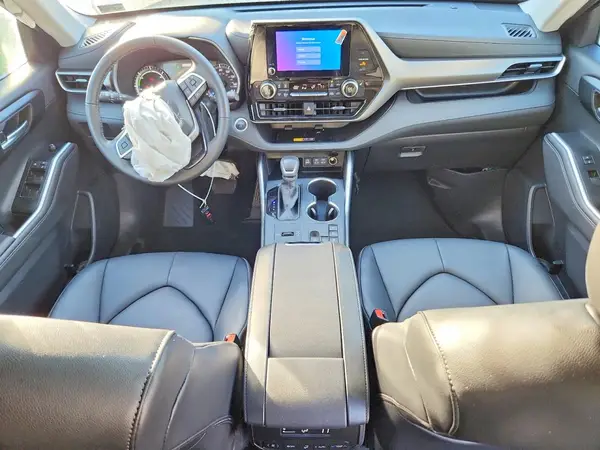 5TDKBRCH4TS703515 2026 TOYOTA HIGHLANDER - Image 8