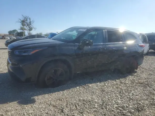5TDKBRCH5PS132946 2023 TOYOTA HIGHLANDER - Image 1