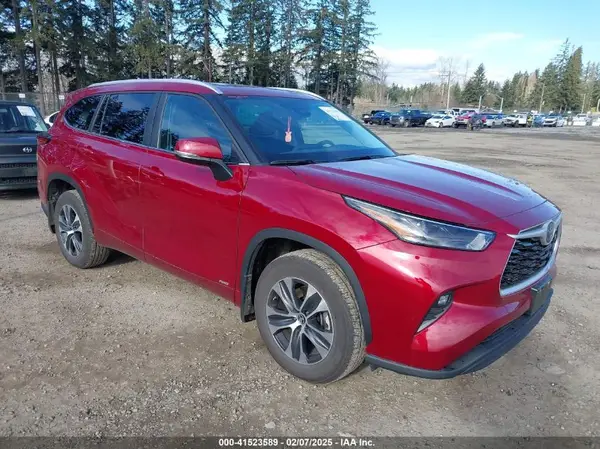 5TDKBRCH5PS599459 2023 TOYOTA HIGHLANDER - Image 1