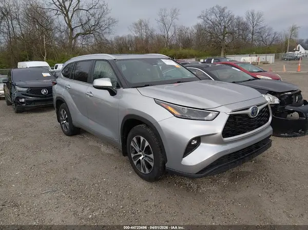 5TDKBRCH5RS615954 2024 TOYOTA HIGHLANDER - Image 1