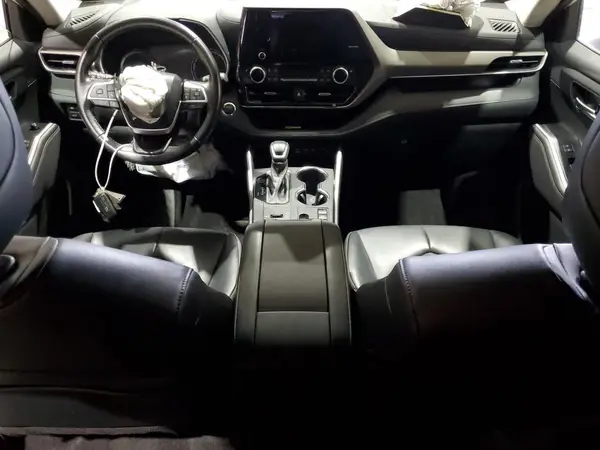 5TDKBRCH6PS117596 2023 TOYOTA HIGHLANDER - Image 8