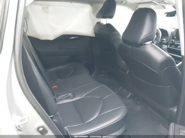 5TDKBRCH6PS118165 2023 TOYOTA HIGHLANDER - Image 8
