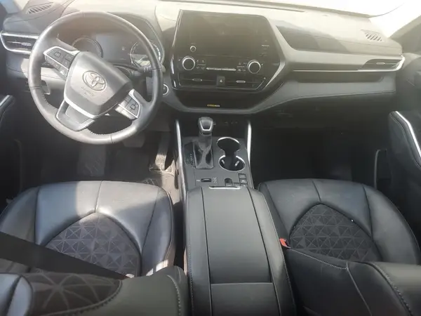 5TDKBRCH6RS627577 2024 TOYOTA HIGHLANDER - Image 8
