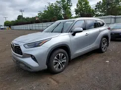 5TDKBRCH6SS676994 2025 TOYOTA HIGHLANDER