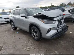 5TDKBRCH7PS119373 2023 TOYOTA HIGHLANDER