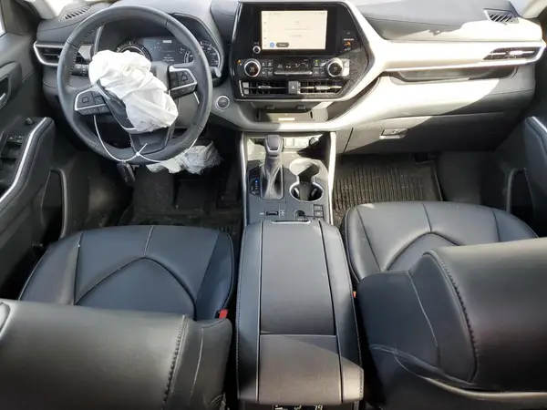 5TDKBRCH7PS124797 2023 TOYOTA HIGHLANDER - Image 8
