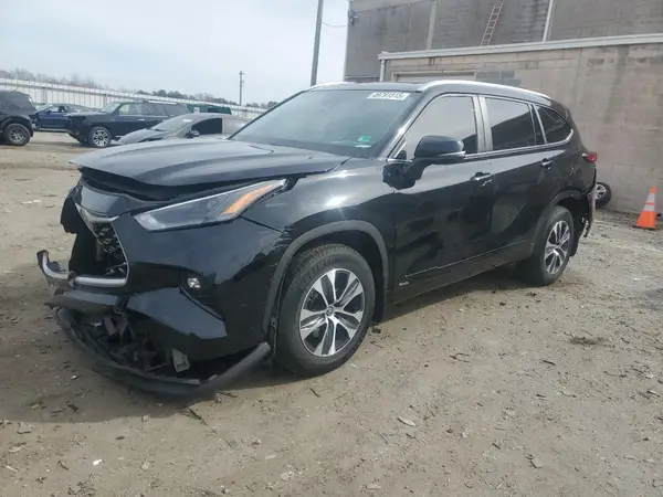 5TDKBRCH7PS577253 2023 TOYOTA HIGHLANDER - Image 1