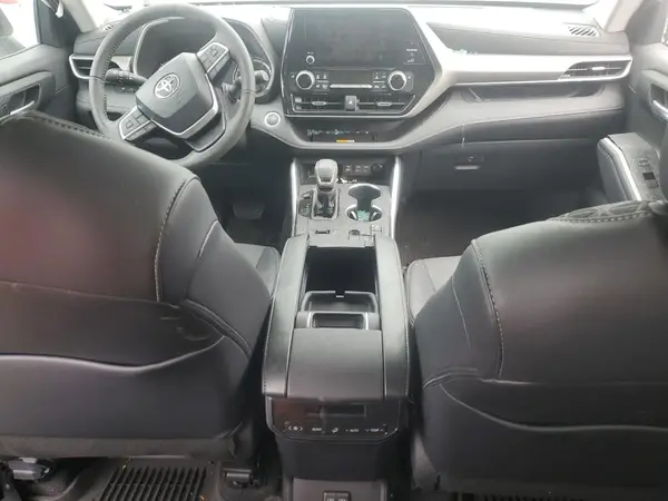 5TDKBRCH7RS643982 2024 TOYOTA HIGHLANDER - Image 8