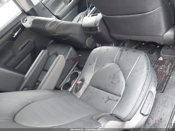 5TDKBRCH7SS684604 2025 TOYOTA HIGHLANDER - Image 8