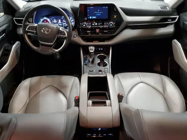 5TDKBRCH8PS115963 2023 TOYOTA HIGHLANDER - Image 8