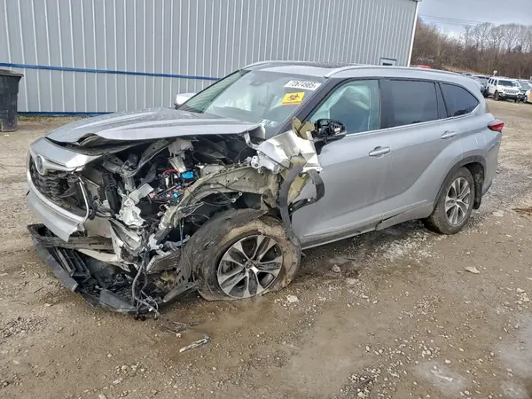 5TDKBRCH8PS117292 2023 TOYOTA HIGHLANDER - Image 1