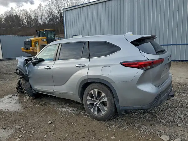 5TDKBRCH8PS117292 2023 TOYOTA HIGHLANDER - Image 2