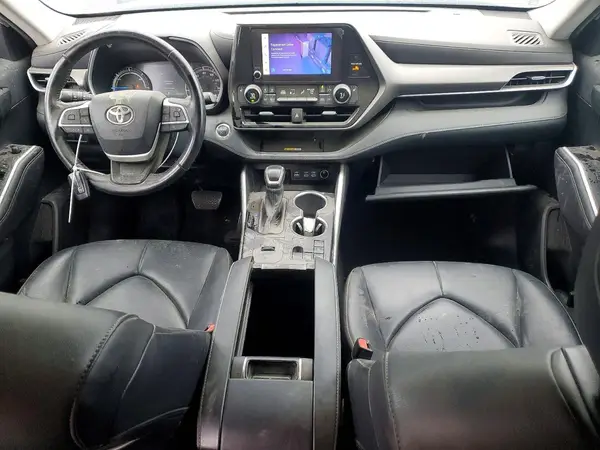 5TDKBRCH8PS570778 2023 TOYOTA HIGHLANDER - Image 8