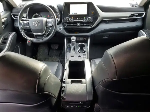 5TDKBRCH8PS582851 2023 TOYOTA HIGHLANDER - Image 8