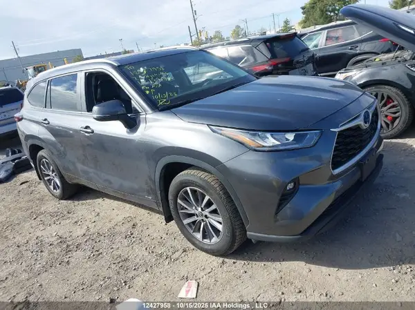 5TDKBRCH8RS139196 2024 TOYOTA HIGHLANDER - Image 1