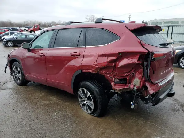 5TDKBRCH8RS141353 2024 TOYOTA HIGHLANDER - Image 2