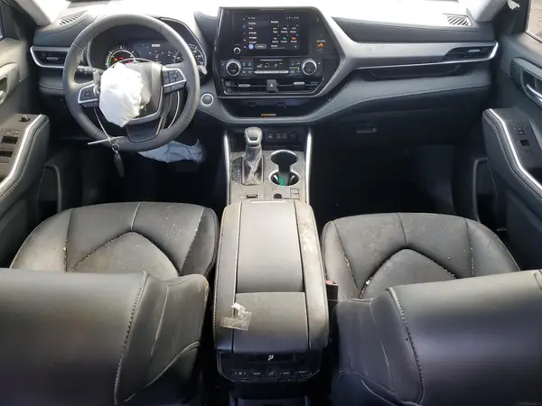 5TDKBRCH8RS613728 2024 TOYOTA HIGHLANDER - Image 8