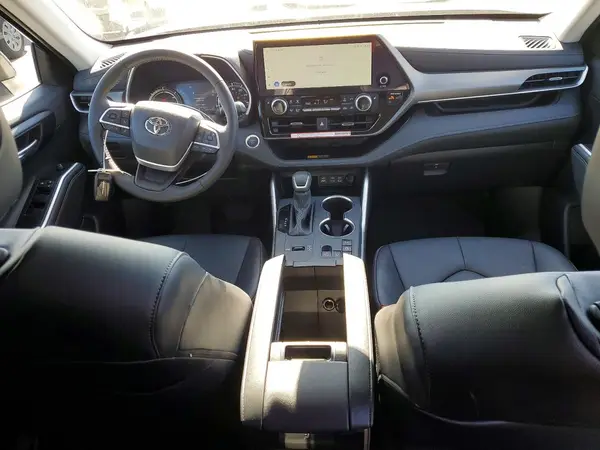 5TDKBRCH8SS686846 2025 TOYOTA HIGHLANDER - Image 7