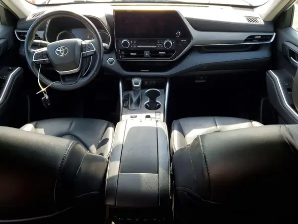 5TDKBRCH9PS125403 2023 TOYOTA HIGHLANDER - Image 8