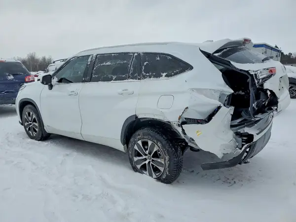 5TDKBRCH9PS128382 2023 TOYOTA HIGHLANDER - Image 2