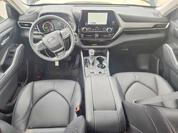 5TDKBRCH9PS133937 2023 TOYOTA HIGHLANDER - Image 8