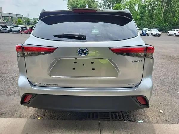 5TDKBRCH9PS566982 2023 TOYOTA HIGHLANDER - Image 1