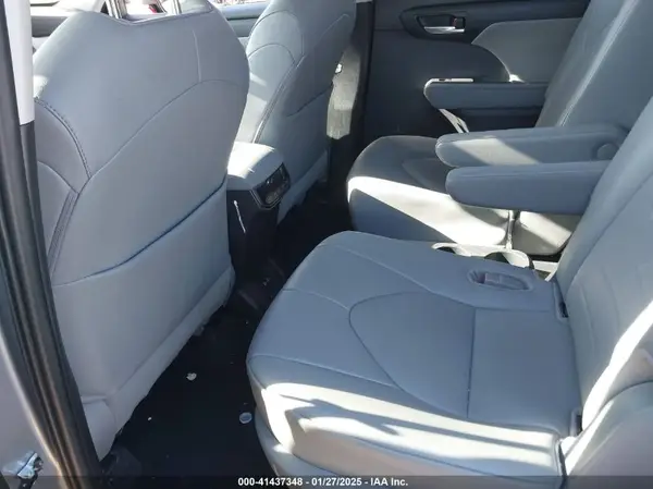 5TDKBRCH9RS606285 2024 TOYOTA HIGHLANDER - Image 8