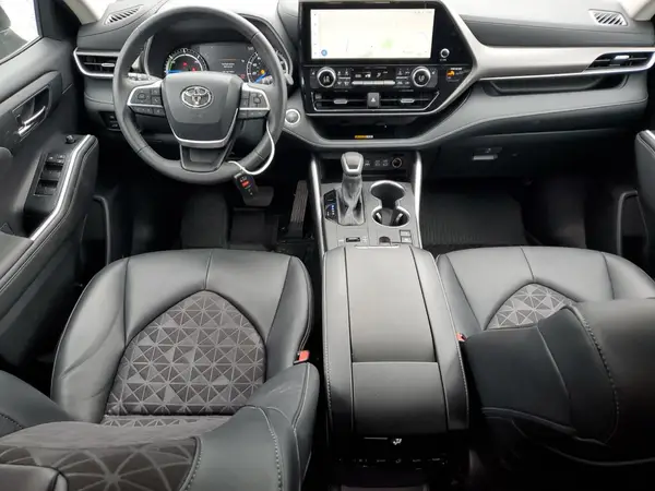 5TDKBRCH9RS612359 2024 TOYOTA HIGHLANDER - Image 8