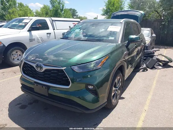 5TDKBRCH9SS667660 2025 TOYOTA HIGHLANDER - Image 2