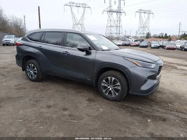 5TDKBRCHXPS115849 2023 TOYOTA HIGHLANDER - Image 1