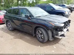 5TDKBRCHXPS576629 2023 TOYOTA HIGHLANDER