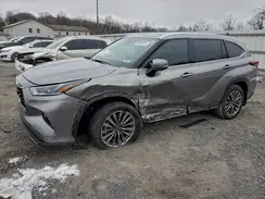 5TDKBRCHXSS647403 2025 TOYOTA HIGHLANDER