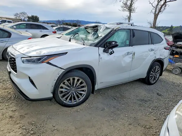 5TDKBRCHXSS651113 2025 TOYOTA HIGHLANDER - Image 1
